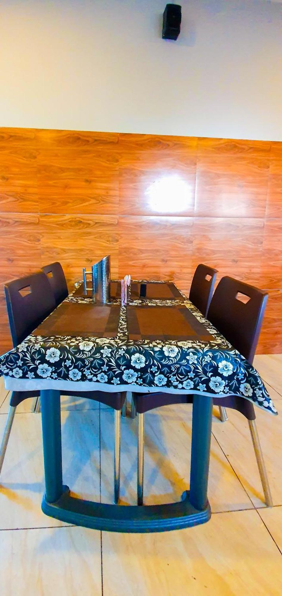 Nova Hotel New Crossroad Rajkot Extérieur photo